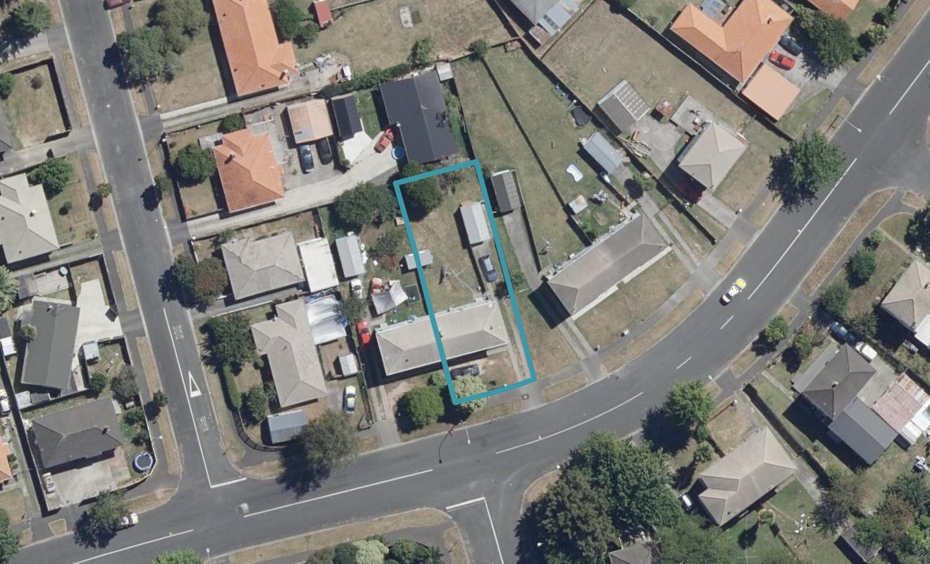 39 Holland Road, Fairfield, Hamilton - Carousel 1