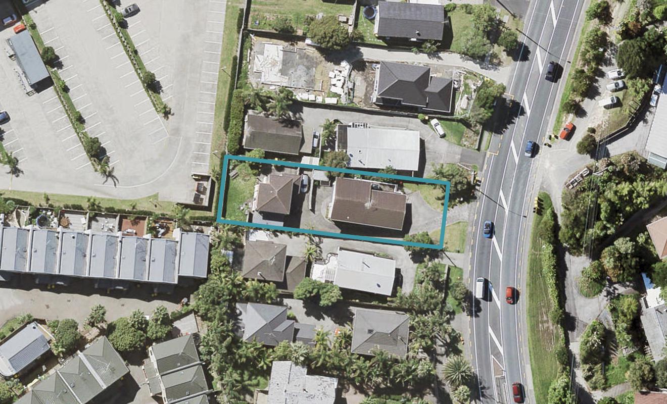 2/776 East Coast Road, Oteha, Auckland - Carousel 1