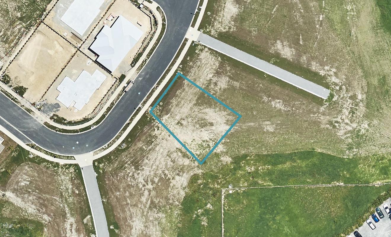 81 Whakaturou Crescent, Pyes Pa, Tauranga - Carousel 1