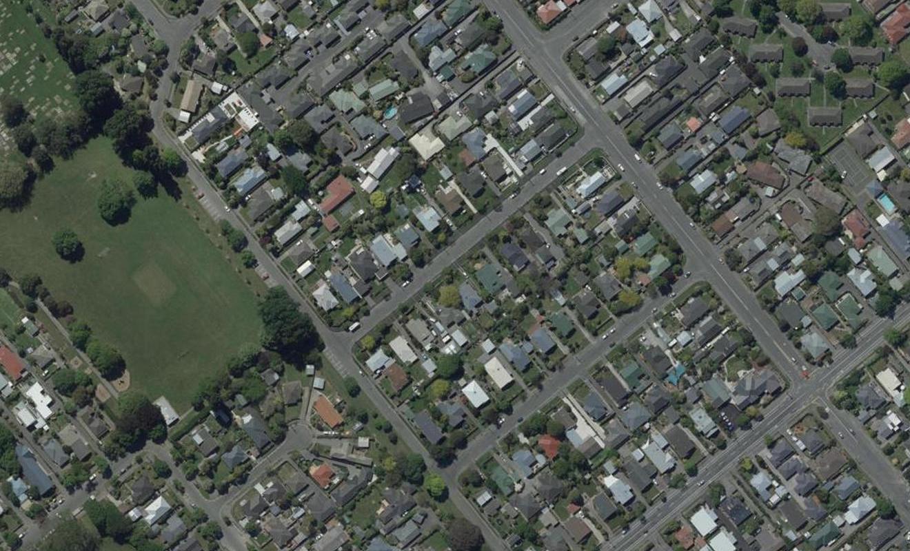 1/16 Stenness Avenue, Somerfield, Christchurch - Carousel 1
