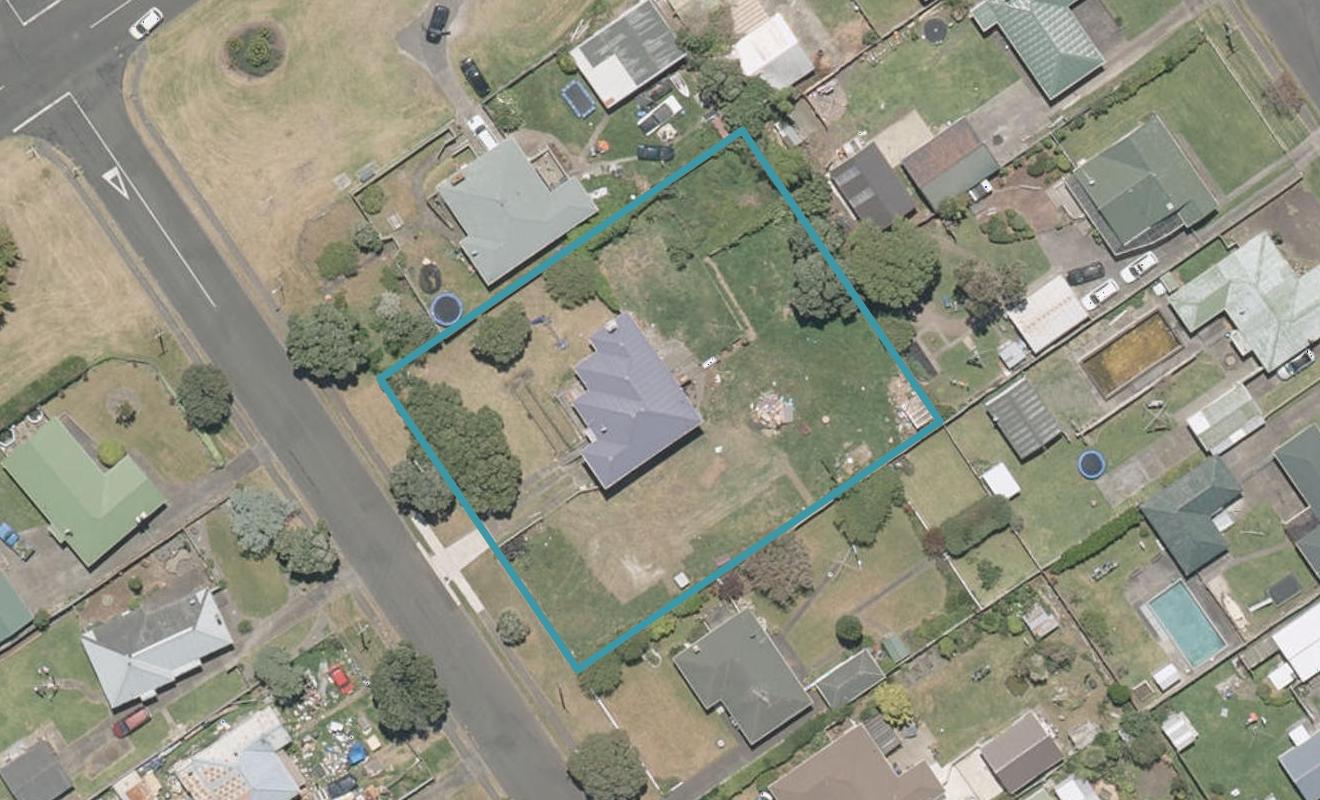 58 Thatcher Street, Castlecliff, Whanganui - Carousel 1