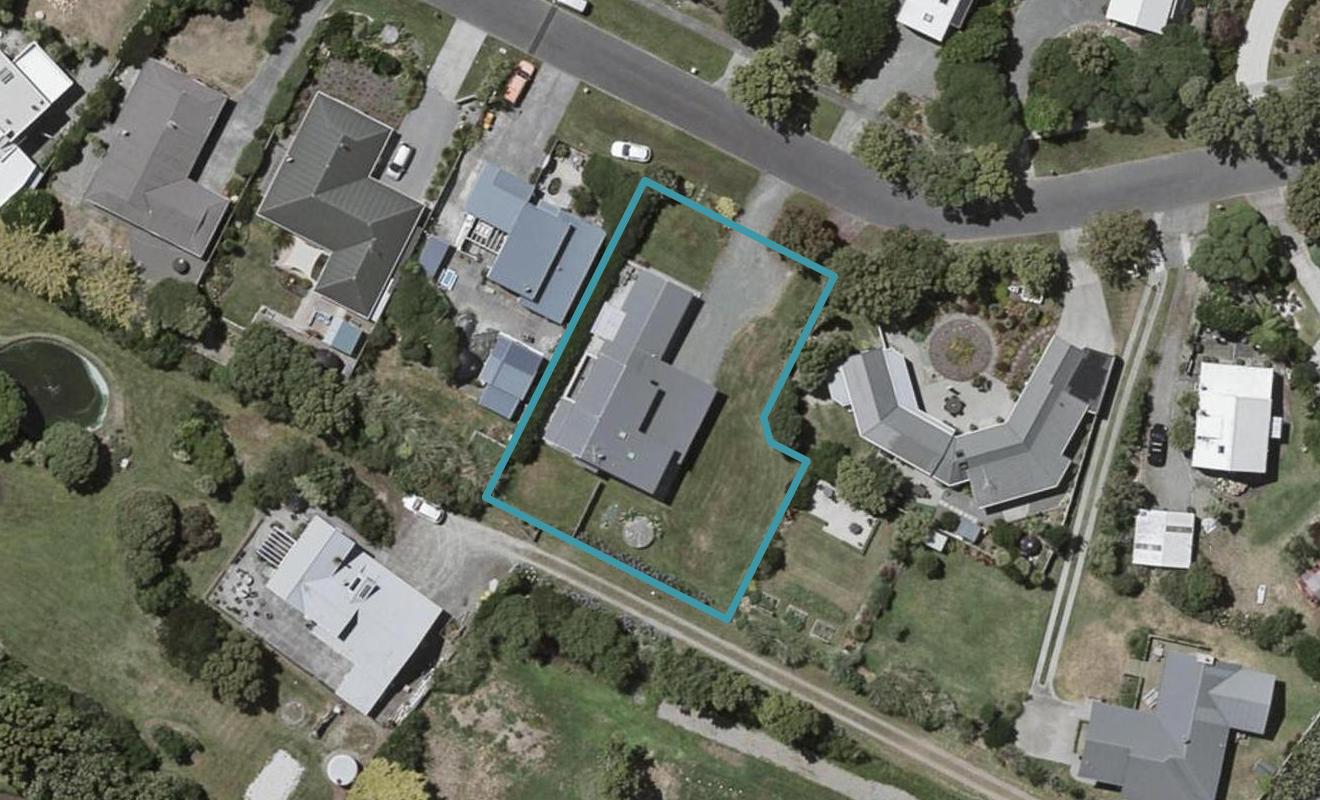 11 Marram Way, Peka Peka, Waikanae - Carousel 1