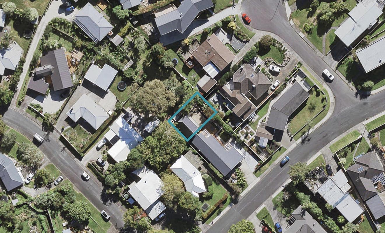 9A Mountbatten Avenue, Hillcrest, Auckland - Carousel 1