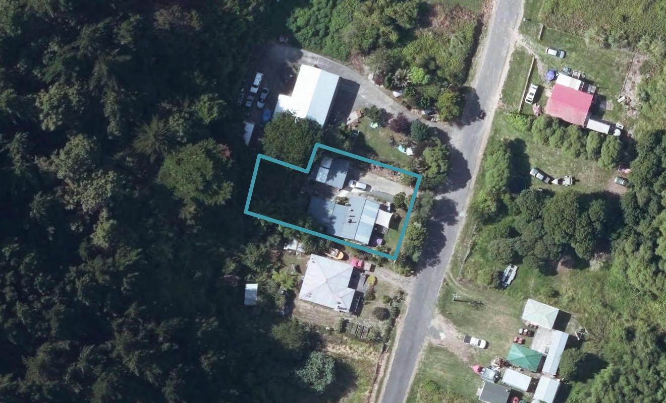 27 Opoutama Road, Māhia - Carousel 1
