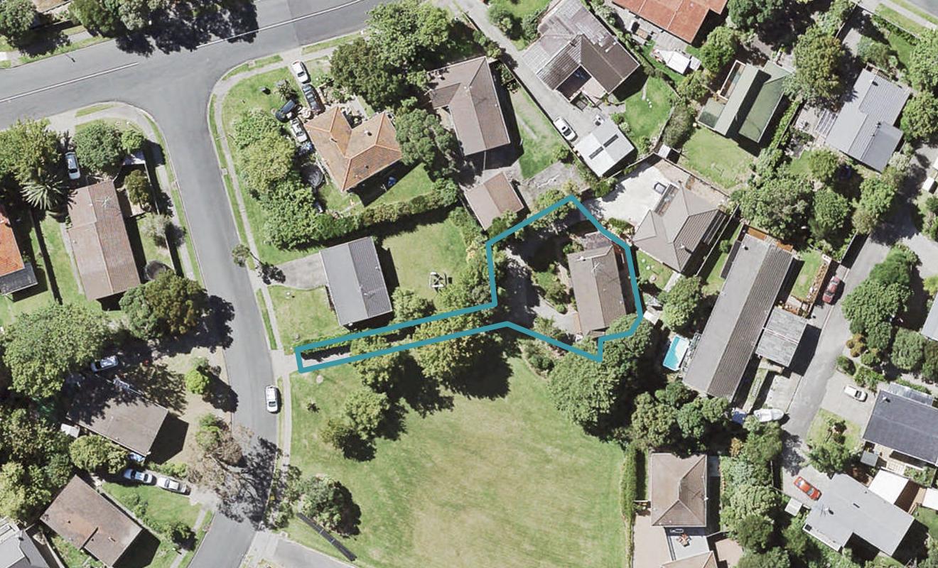 5 Squirrel Lane, Browns Bay, Auckland - Carousel 1