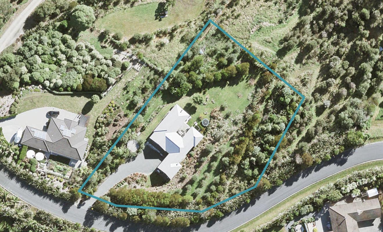 27 McCallum Drive, Sandspit, Warkworth - Carousel 1