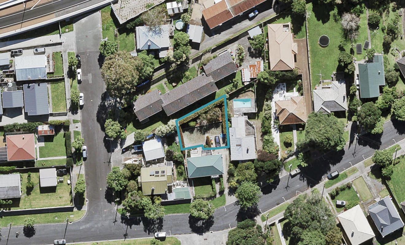 26A Sutherland Road, Point Chevalier, Auckland - Carousel 1