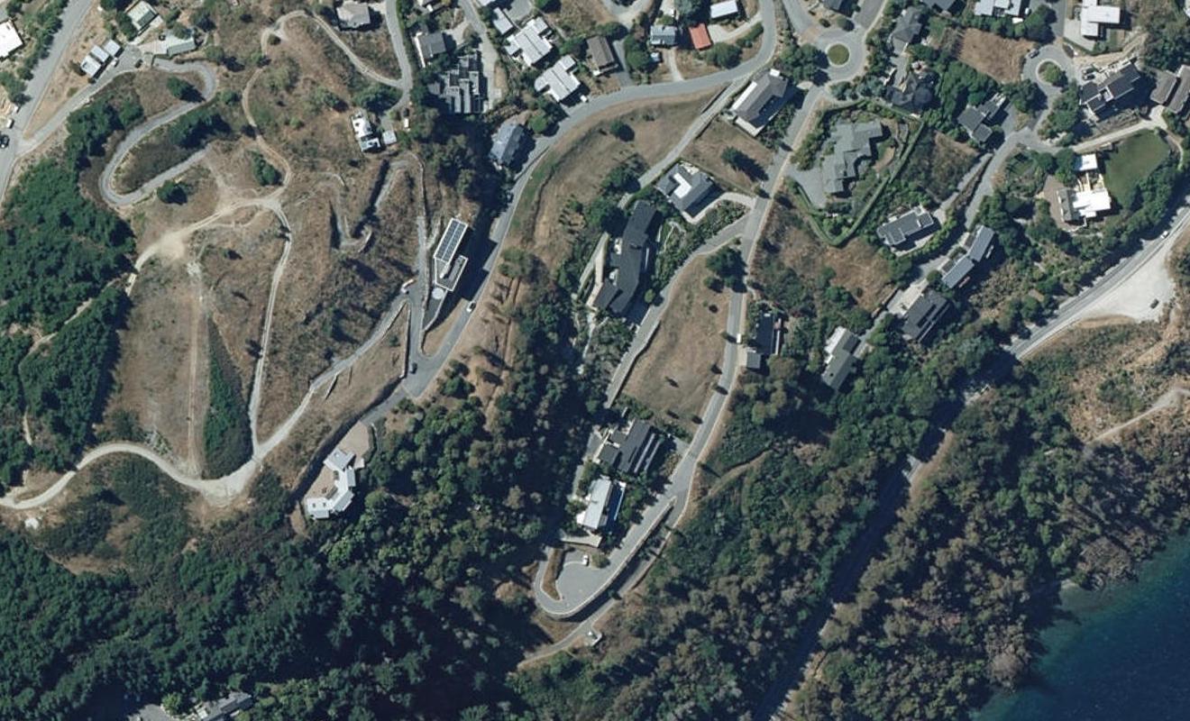 8 Crichton Lane, Fernhill, Queenstown - Carousel 1