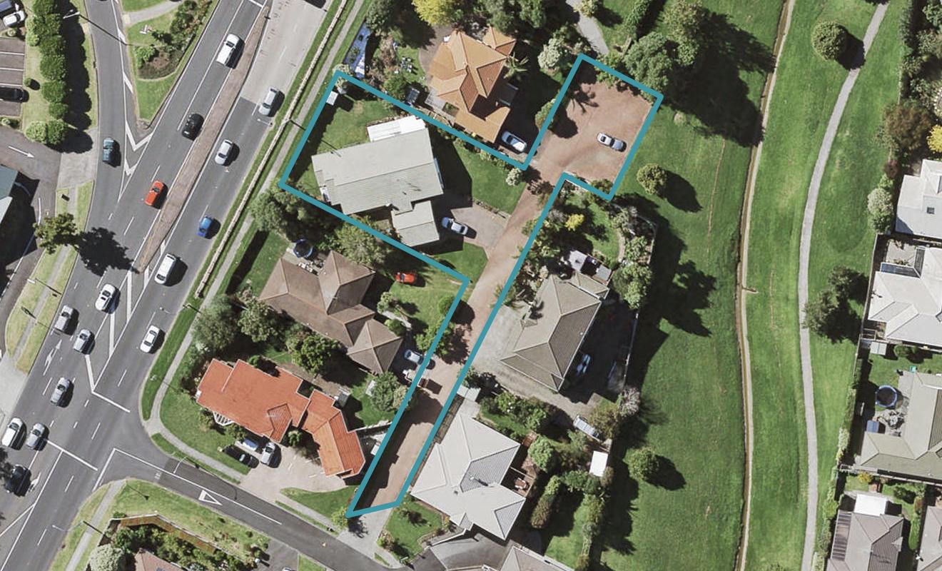 8 Vesca Place, Golflands, Auckland - Carousel 1