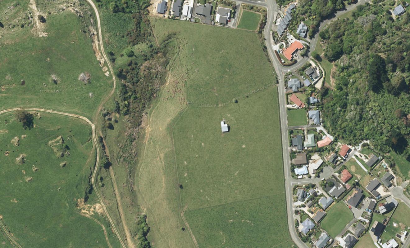 9 Autahi Lane, Pohara, Takaka - Carousel 1
