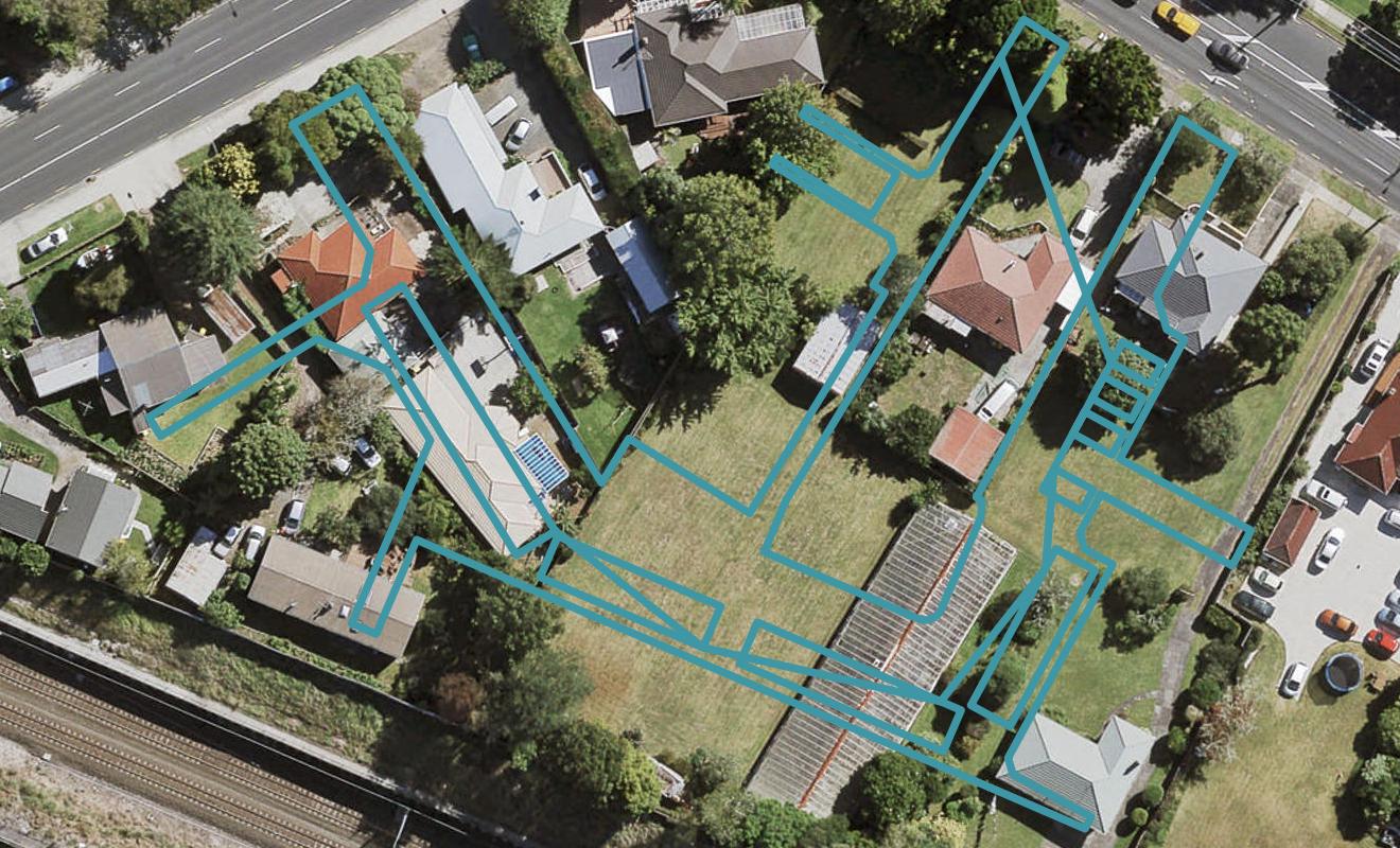 9 Isabella Lane, Henderson, Auckland - Carousel 1