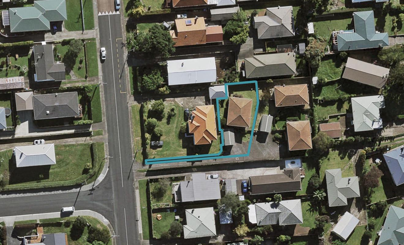 2/102 Ruawai Road, Mount Wellington, Auckland - Carousel 1