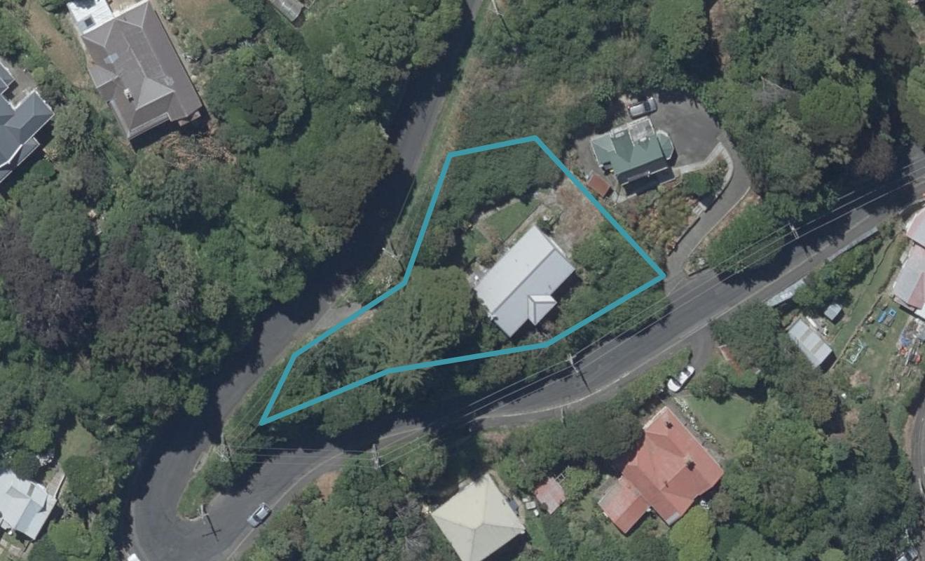 96 Gladstone Road, Dalmore, Dunedin - Carousel 1