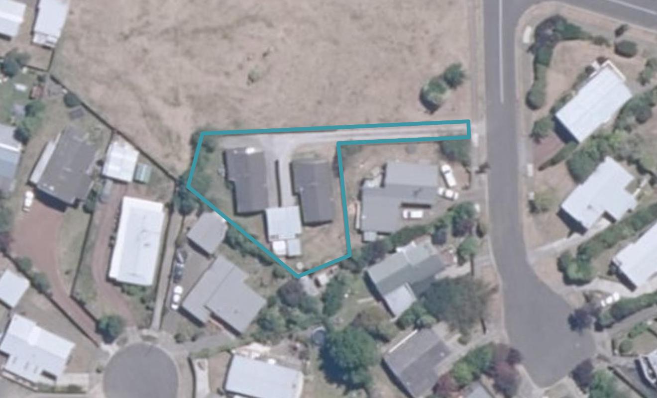 2/3 Park Place, Richmond Heights, Taupō - Carousel 1