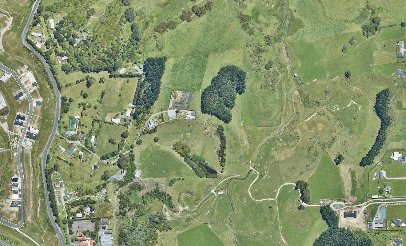 347F Pyes Pa Road, Pyes Pa, Tauranga - Carousel 1