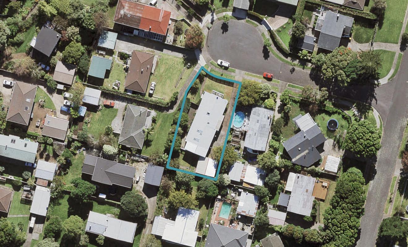 6 Feltwell Place, Mangere Bridge, Auckland - Carousel 1