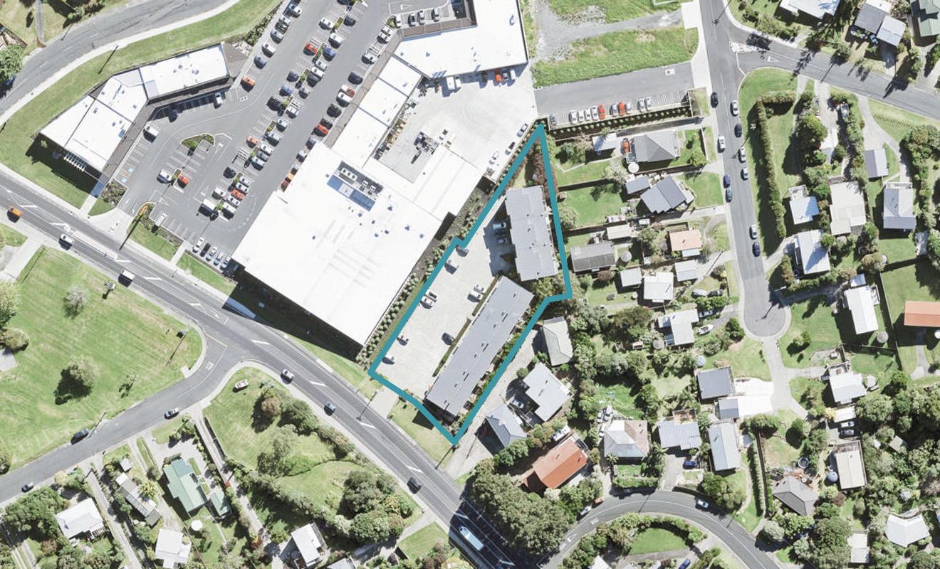 592L Whangaparaoa Road, Stanmore Bay, Whangaparaoa - Carousel 1