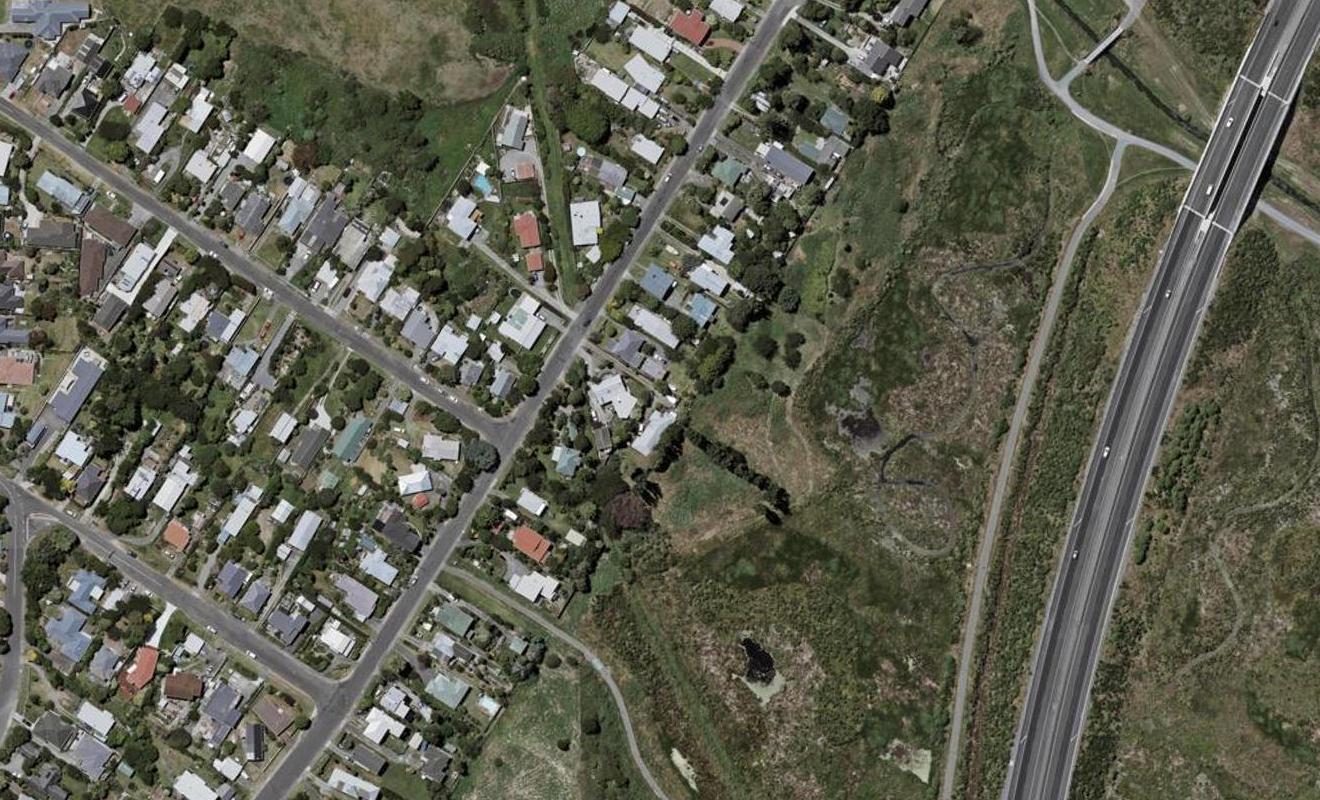 70 Kiwi Road, Raumati Beach, Paraparaumu - Carousel 1