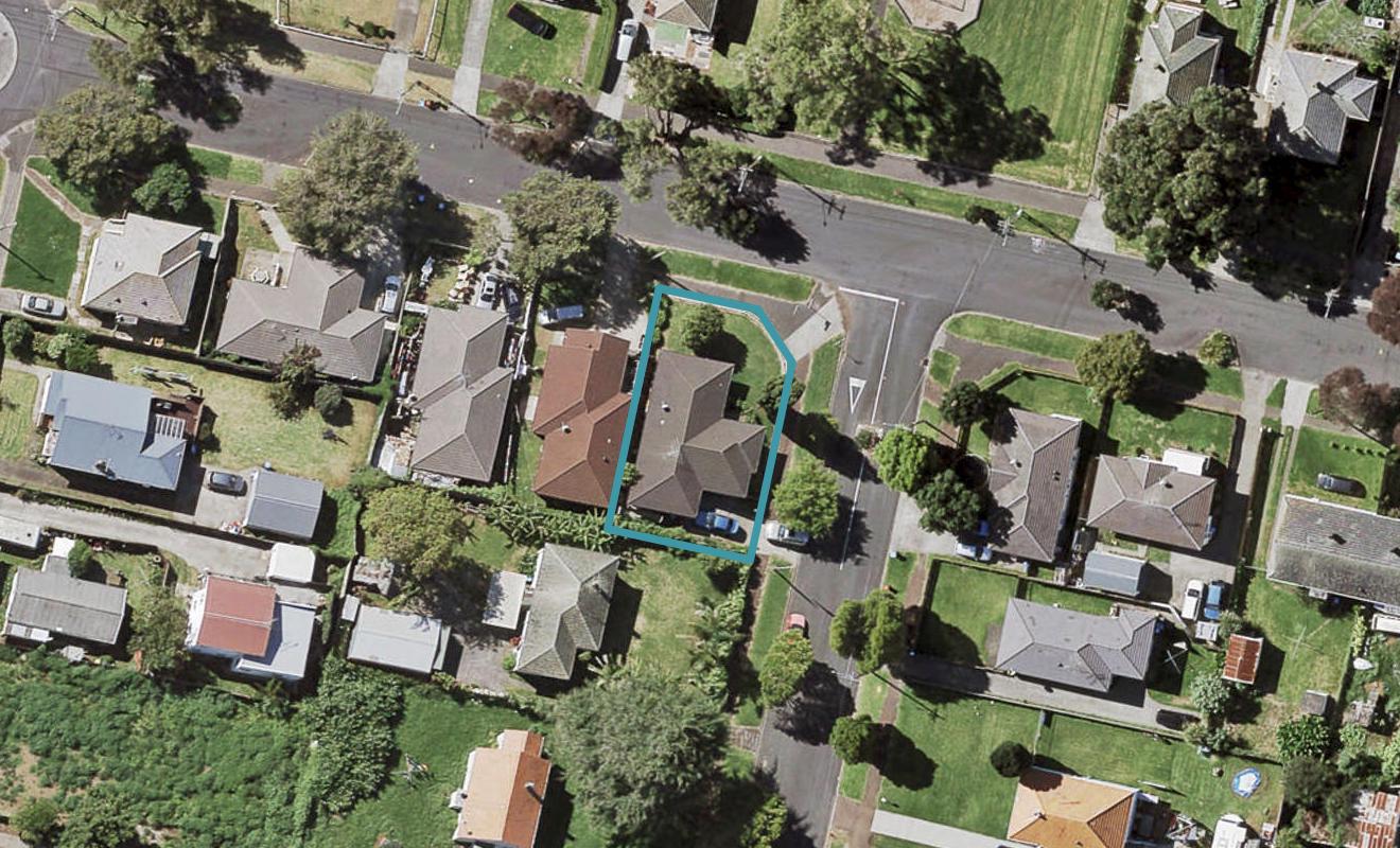 1 Bagnall Avenue, Point England, Auckland - Carousel 1