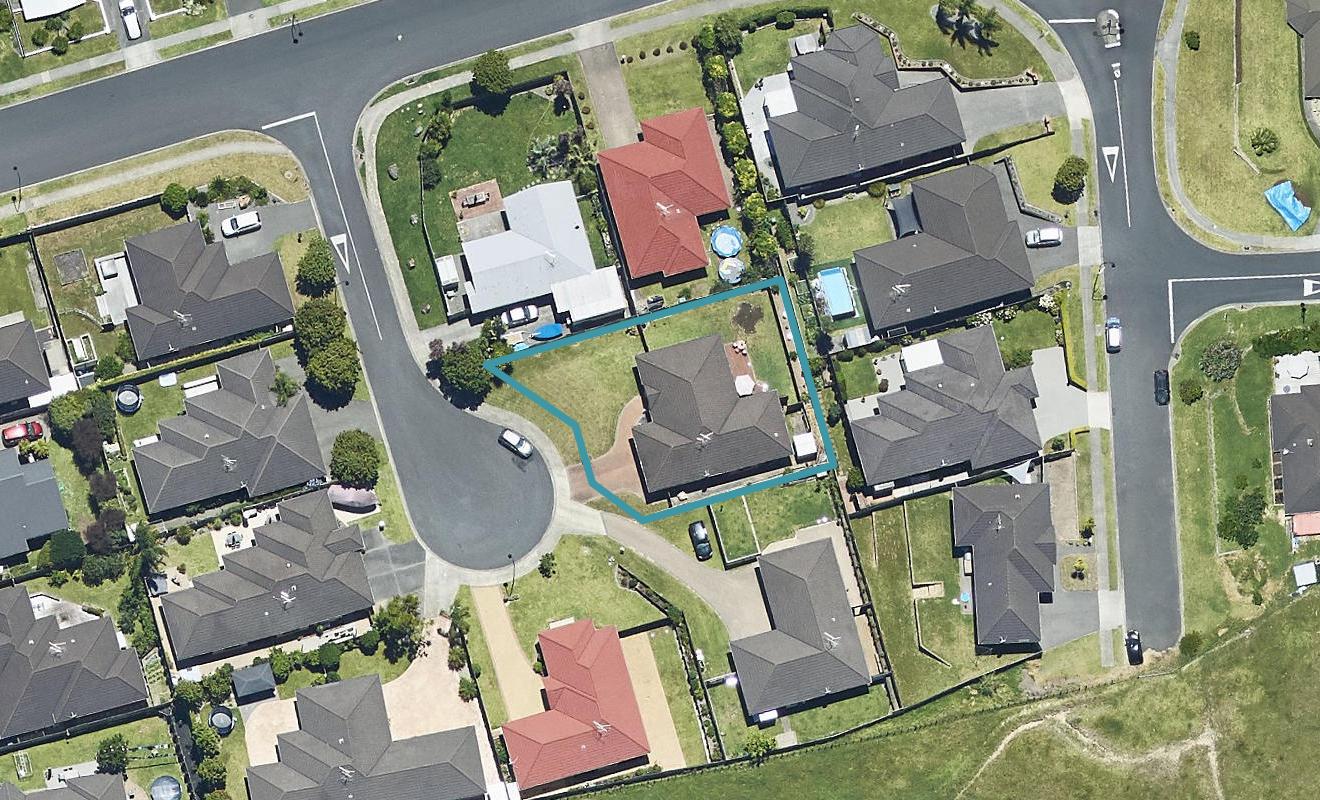 5 Petrel Place, Welcome Bay, Tauranga - Carousel 1