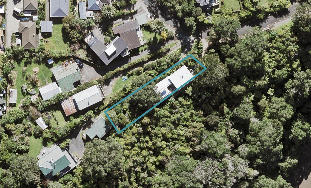 23 Cleve Road, Green Bay, Auckland - Carousel 1