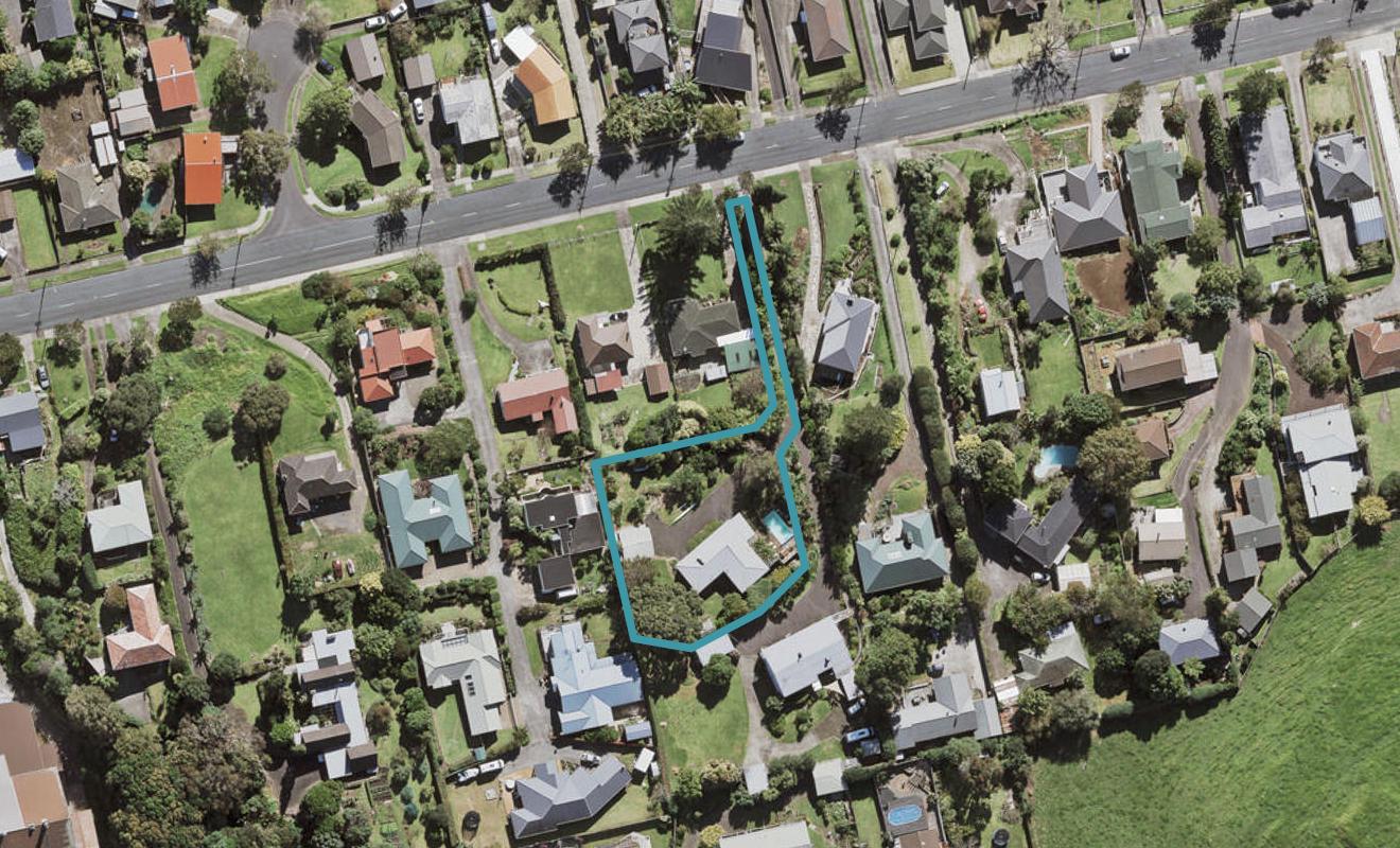 75 Taylor Road, Mangere Bridge, Auckland - Carousel 1