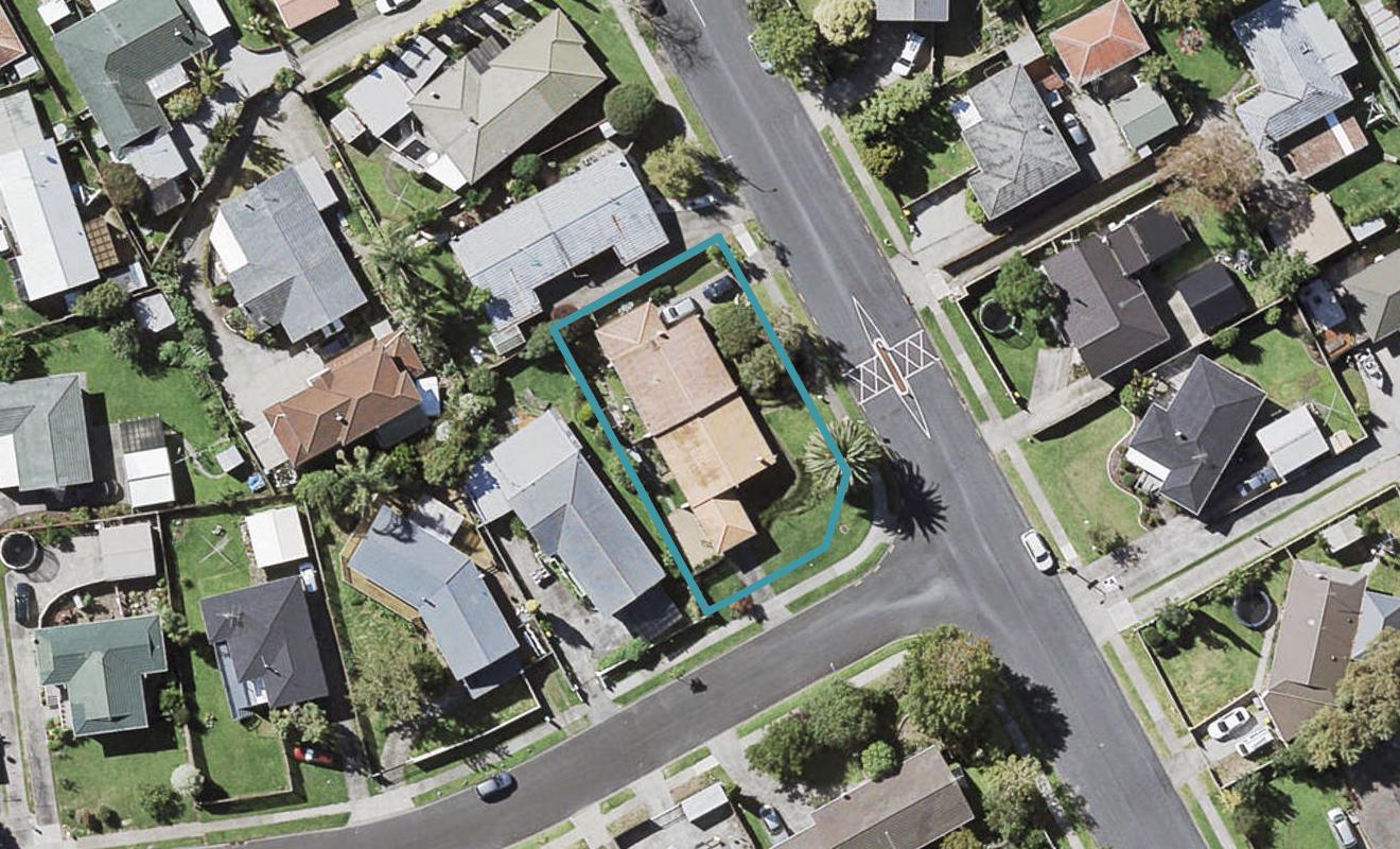1/63 Walworth Avenue, Pakuranga Heights, Auckland - Carousel 1