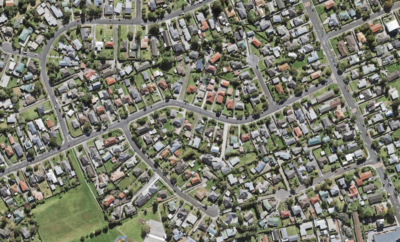 30 Vodanovich Road, Te Atatu South, Auckland - Carousel 1