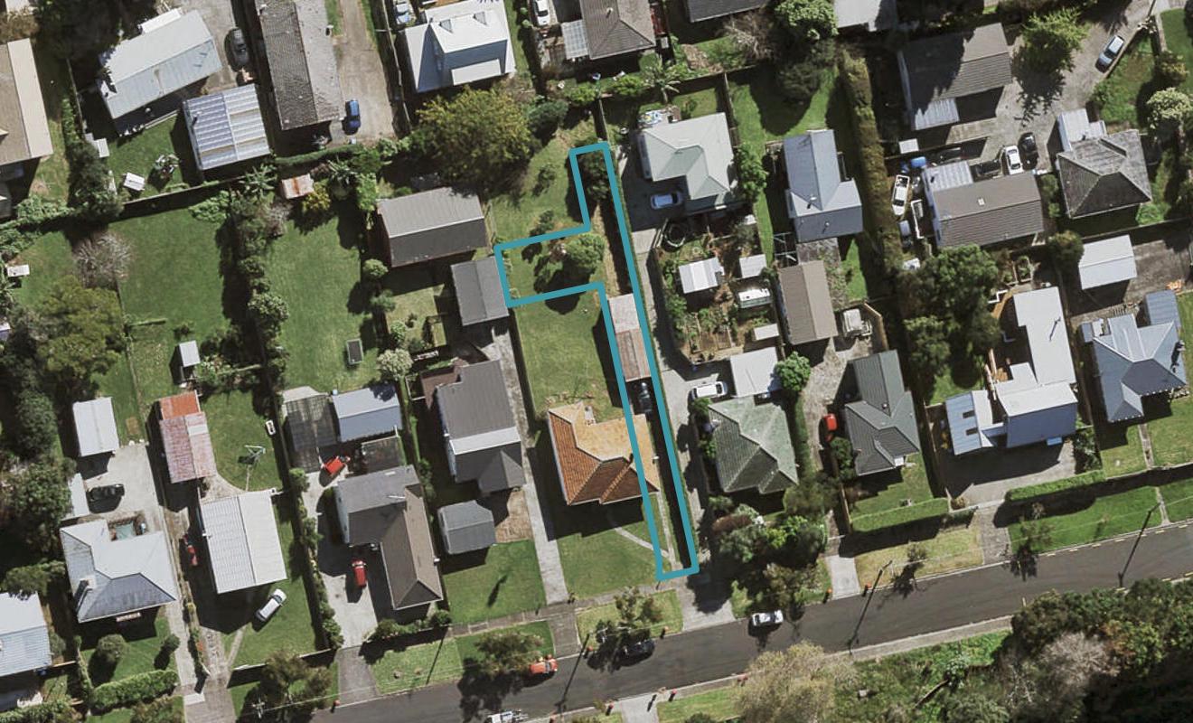 6/12 Ryburn Road, Mount Wellington, Auckland - Carousel 1