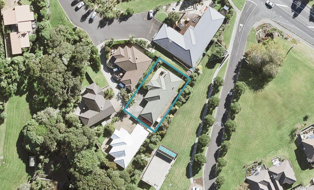 3B Blue Heron Rise, Stanmore Bay, Whangaparaoa - Carousel 1