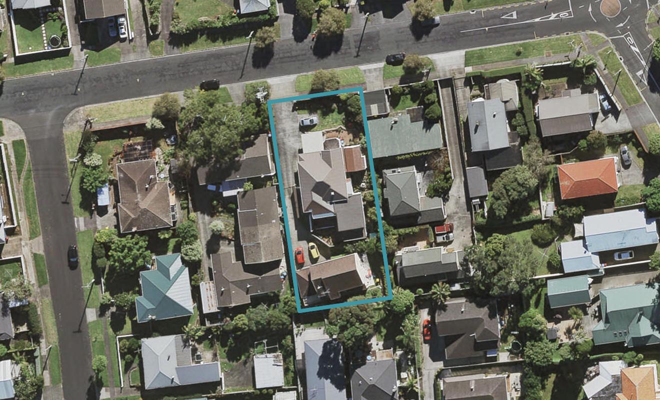 25A Tawa Road, Onehunga, Auckland - Carousel 1