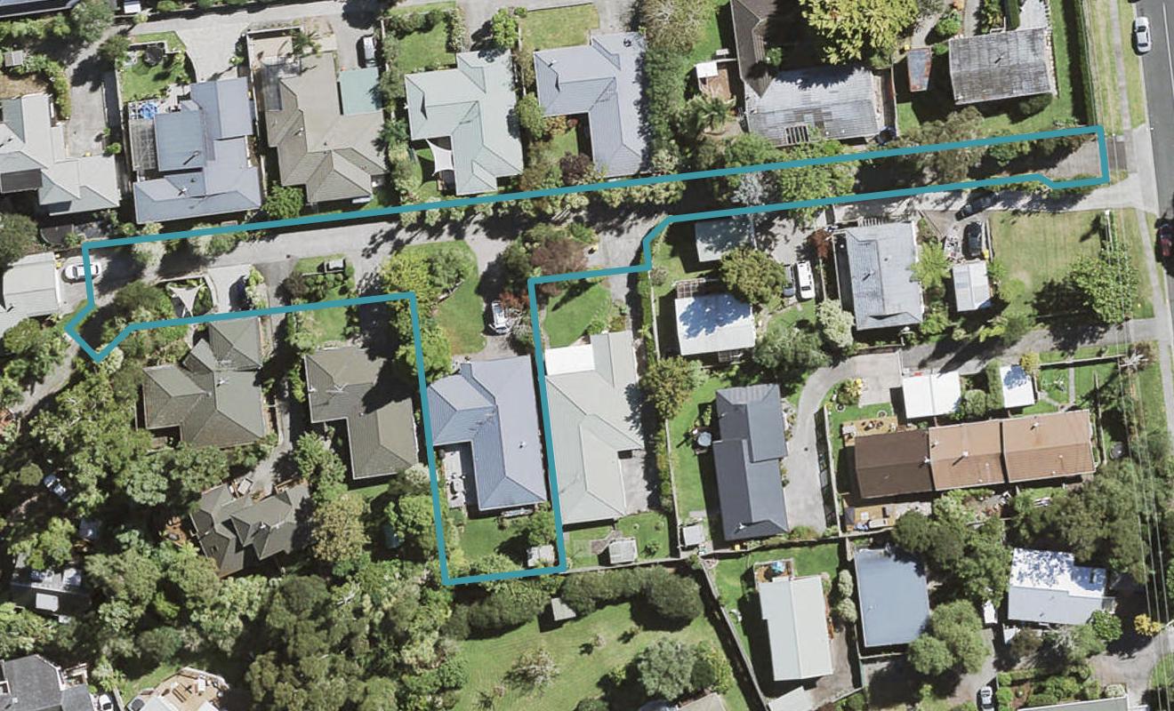 73B Konini Road, Titirangi, Auckland - Carousel 1