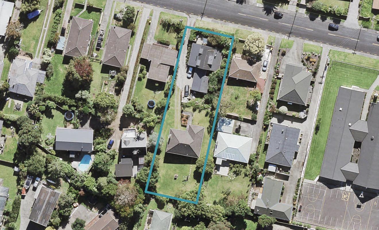1/12 Aeroview Drive, Beach Haven, Auckland - Carousel 1