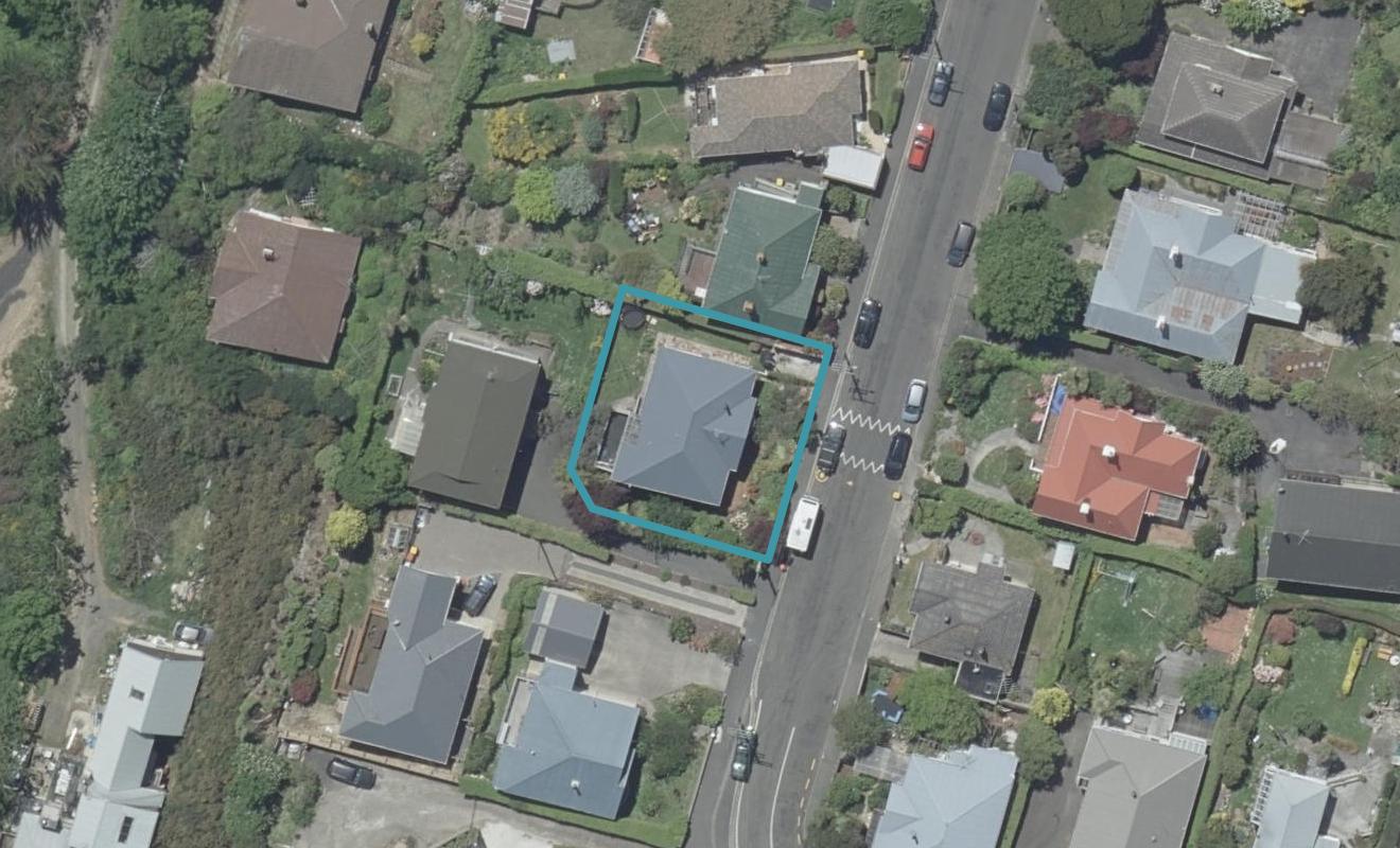27 Mataora Road, Kenmure, Dunedin - Carousel 1