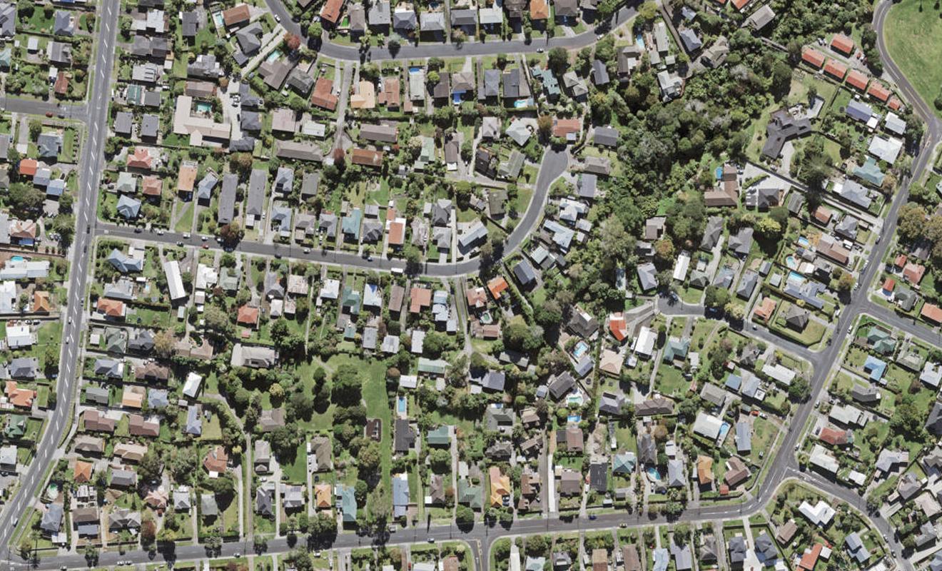 35 Cron Avenue, Te Atatu South, Auckland - Carousel 1