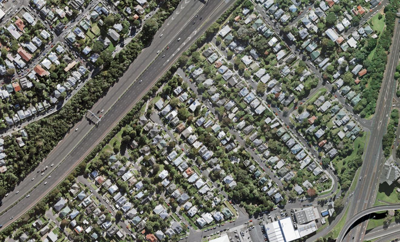 2/28 Alexander Street, Kingsland, Auckland - Carousel 1