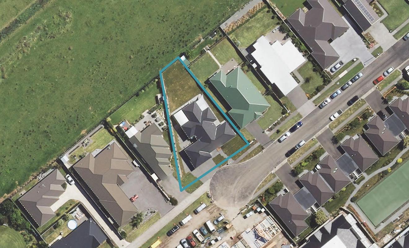 19 Gwyneth Place, Lytton West, Gisborne - Carousel 1