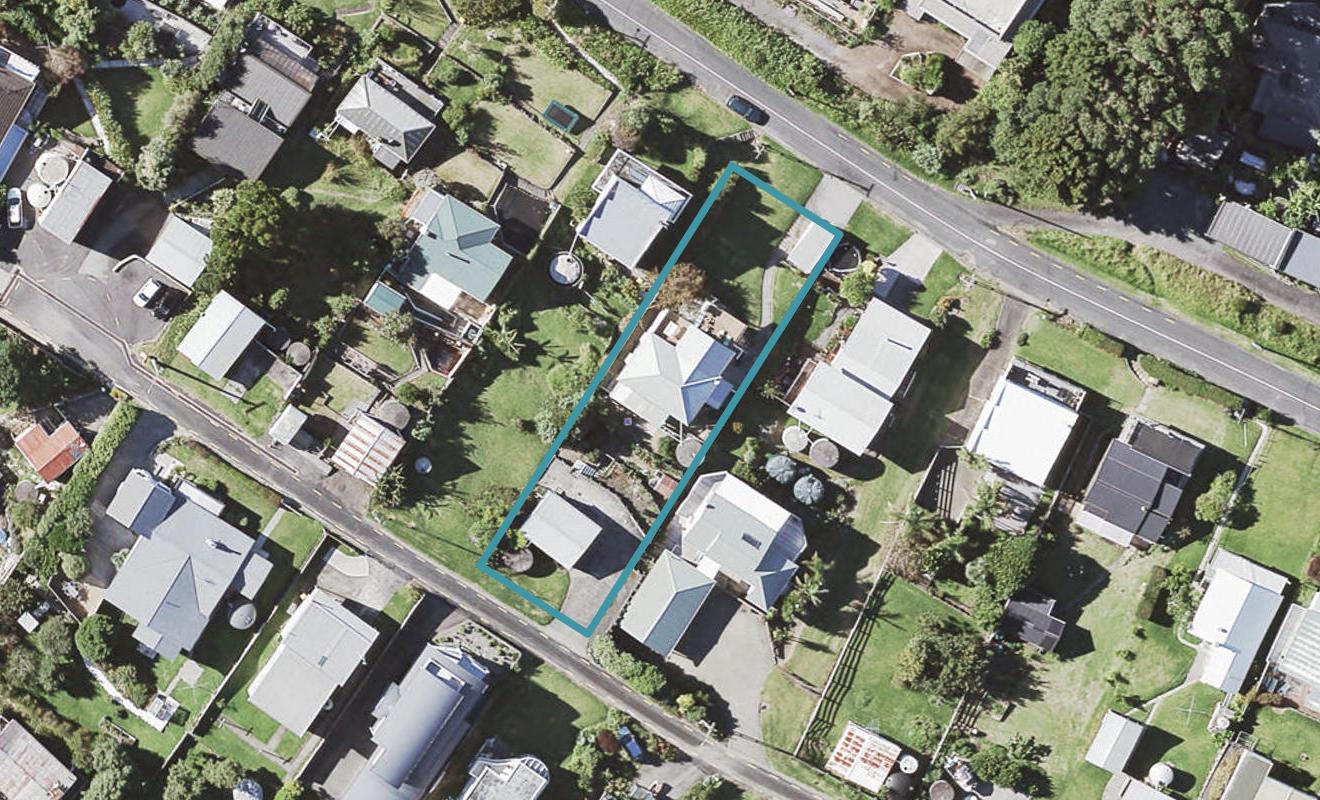 25 Carlton Crescent, Maraetai, Auckland - Carousel 1