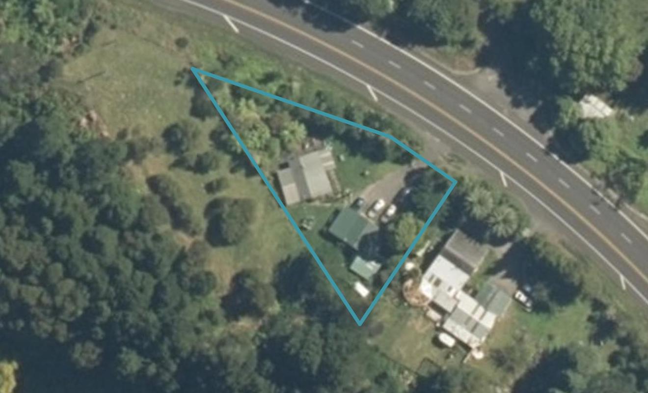 7700 State Highway 2, Paeroa - Carousel 1