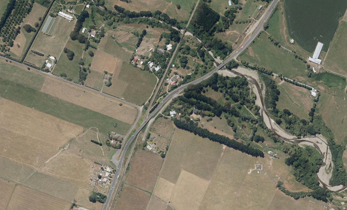 887 State Highway 1, Manakau, Levin - Carousel 1