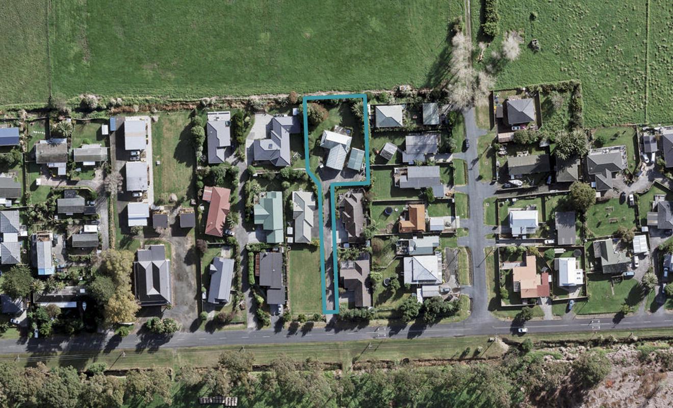 45 Springs Road, Parakai, Helensville - Carousel 1