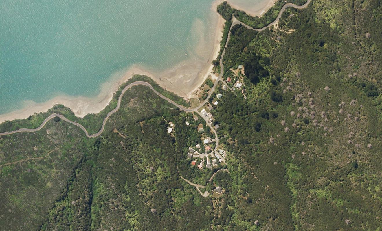 3888 Kenepuru Road, Picton - Carousel 1