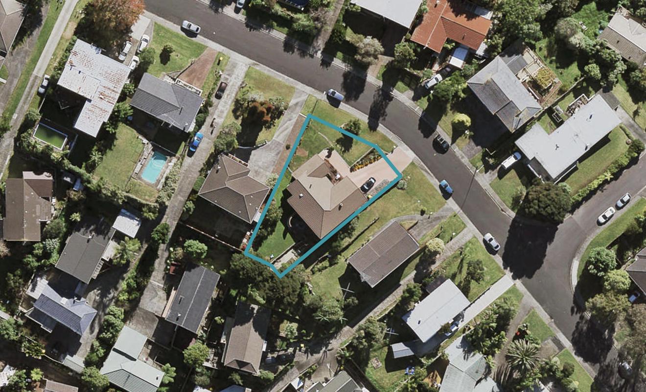 69 Girrahween Drive, Totara Vale, Auckland - Carousel 1