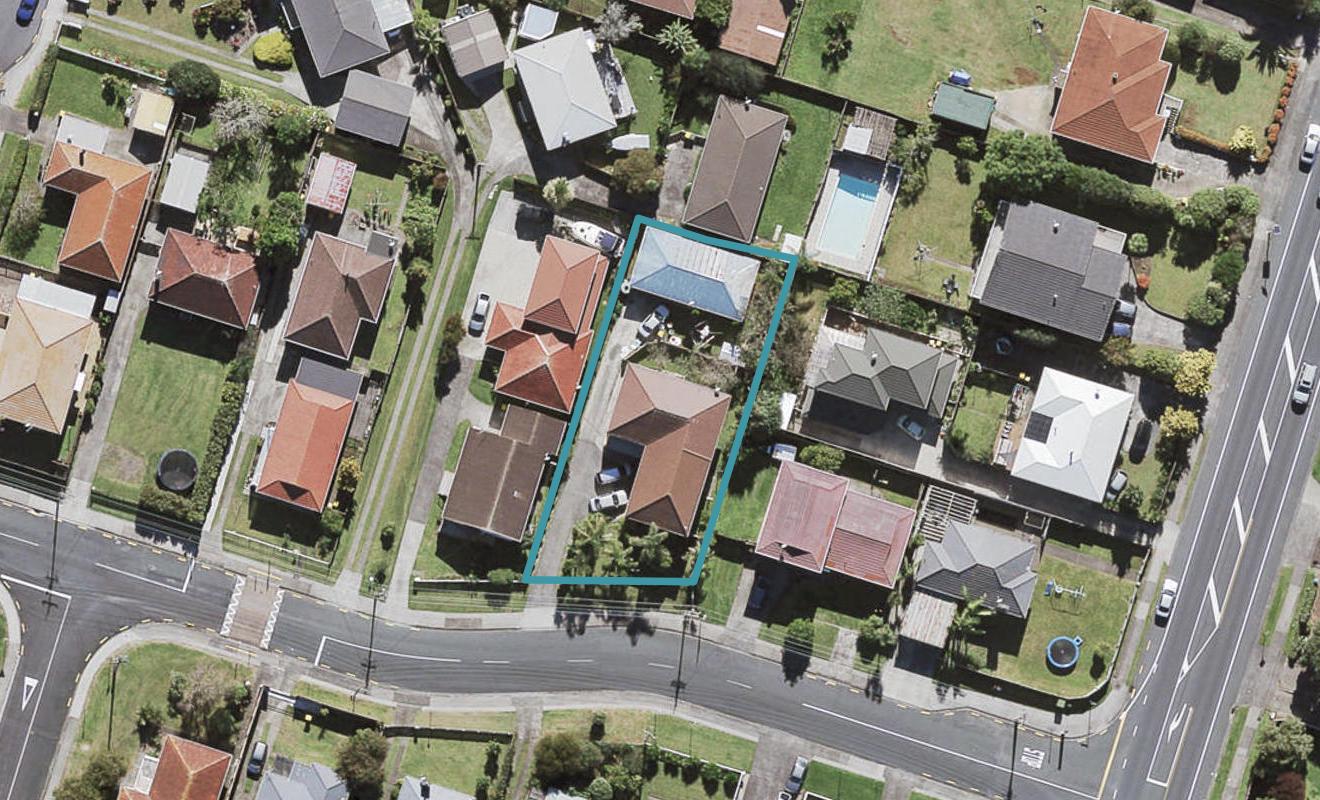 3 Strid Road, Te Atatu South, Auckland - Carousel 1