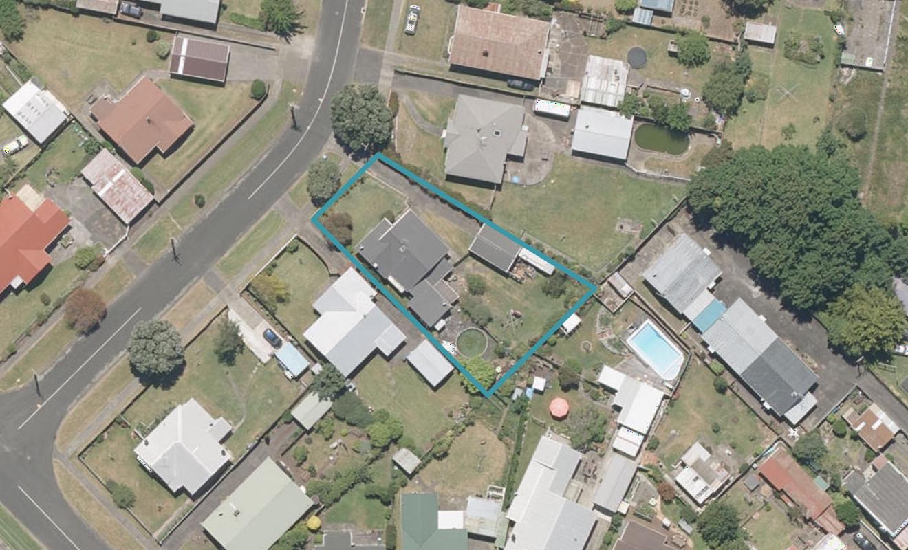15 Central Avenue, Gonville, Whanganui - Carousel 1