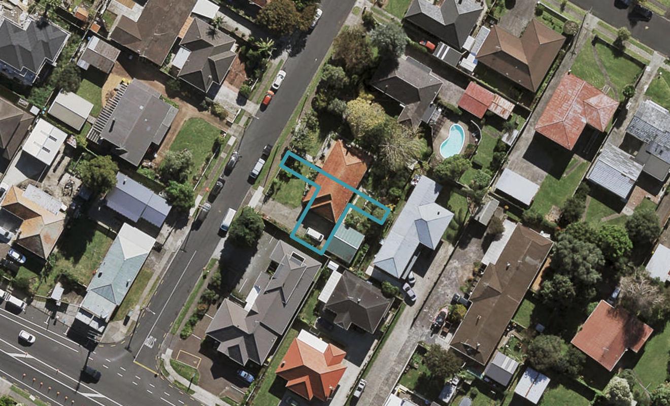 1B Carlie Street, Papatoetoe, Auckland - Carousel 1