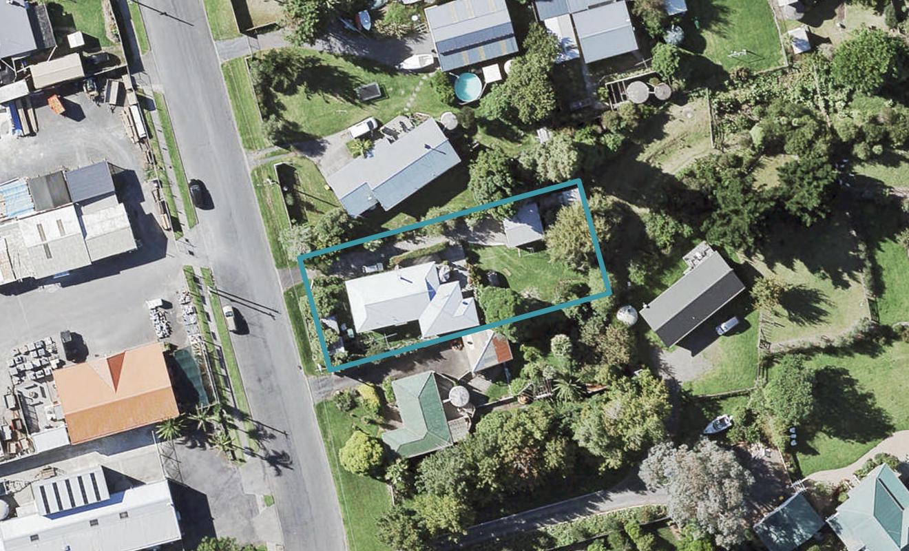 37 Bell Road, Beachlands, Auckland - Carousel 1