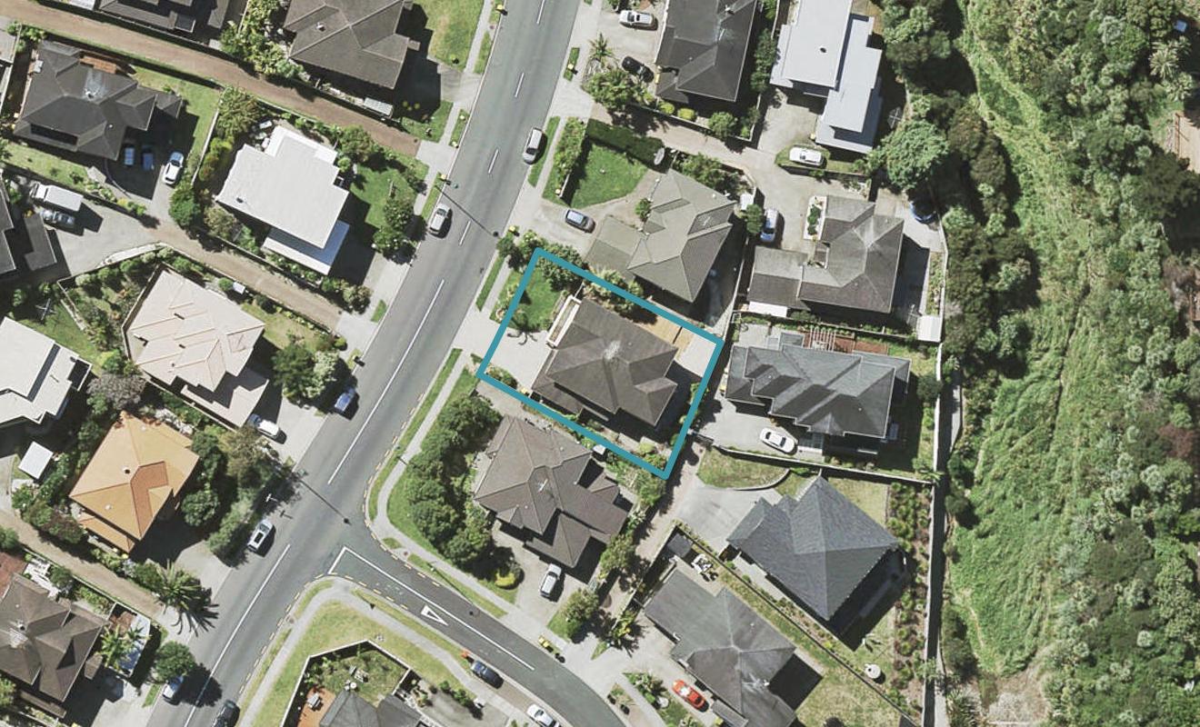 70 Medallion Drive, Oteha, Auckland - Carousel 1