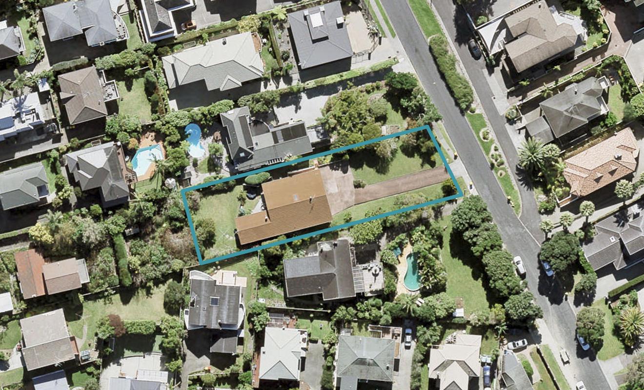 41 Sharon Road, Waiake, Auckland - Carousel 1