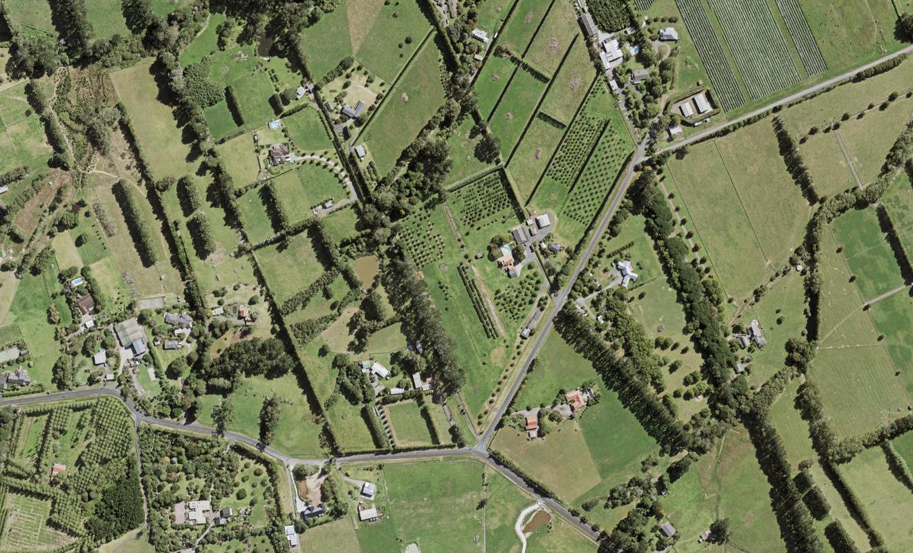 15 Dysart Lane, Kumeu, Kumeu - Carousel 1